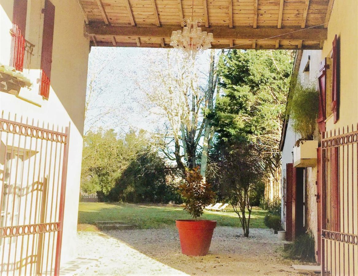 La Carreterie - Les Gites Pineuilh Экстерьер фото